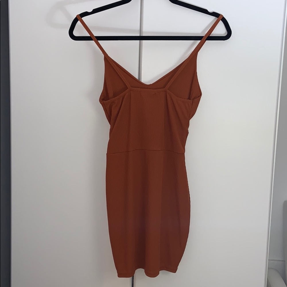 Camel strappy midi dress - Picture 4 of 5